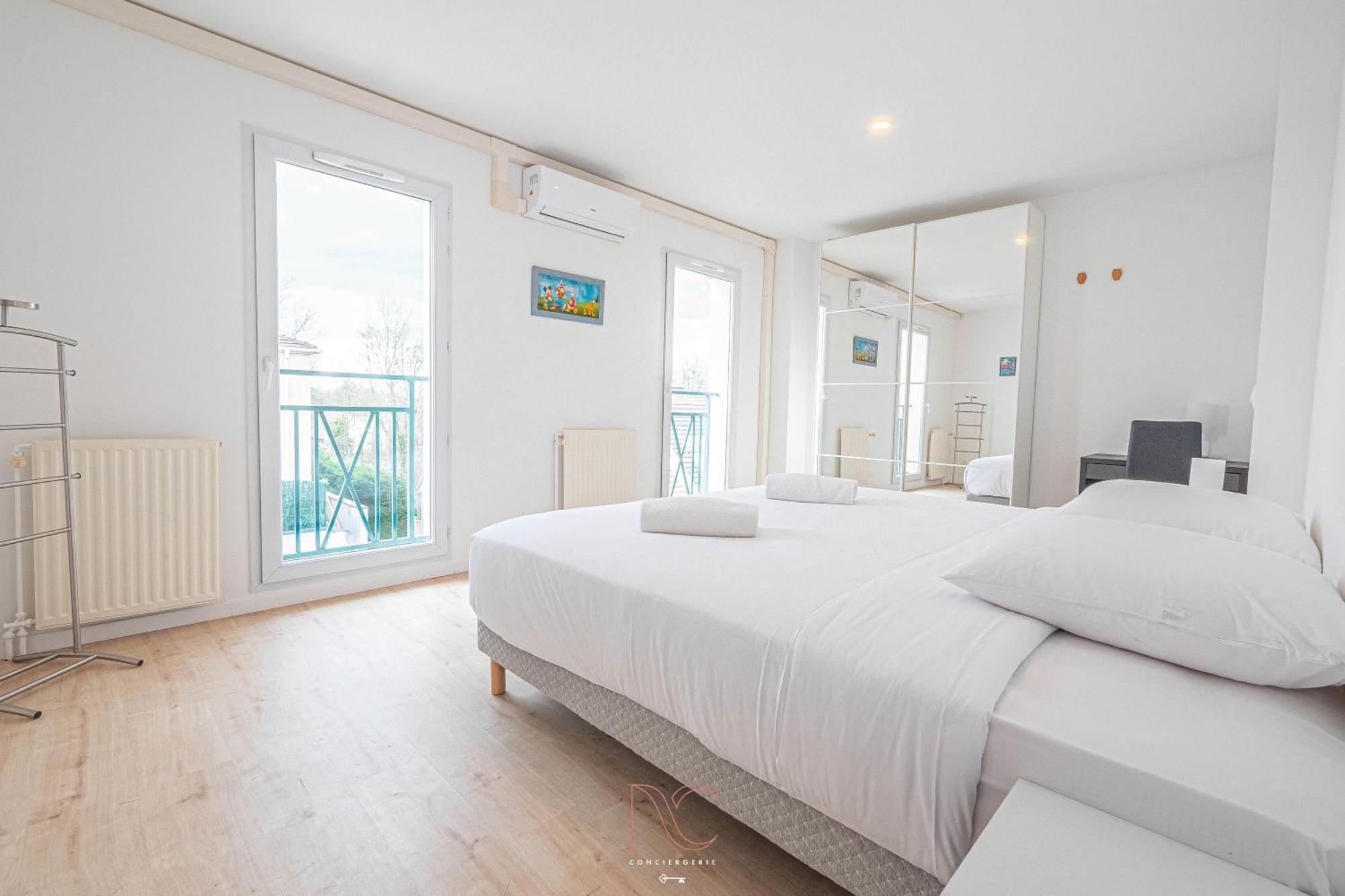 מונטבראן *Disneyland-Paris* 9 Pers, 2 Parkings, Wifi, Ac מראה חיצוני תמונה